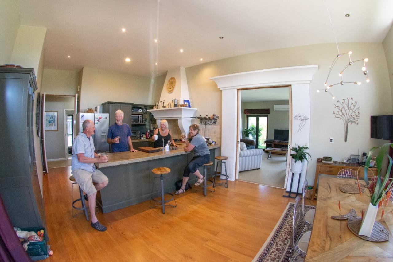Tuscan Retreat Bed & Breakfast - Adults Only Bed & Breakfast Papamoa Luaran gambar